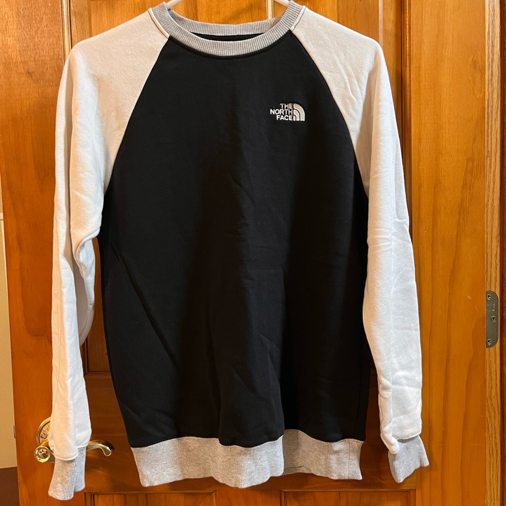 North Face Women’s XS Sweatshirt